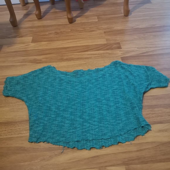 Costa Blanca dressy crop top sweater - Picture 2 of 4